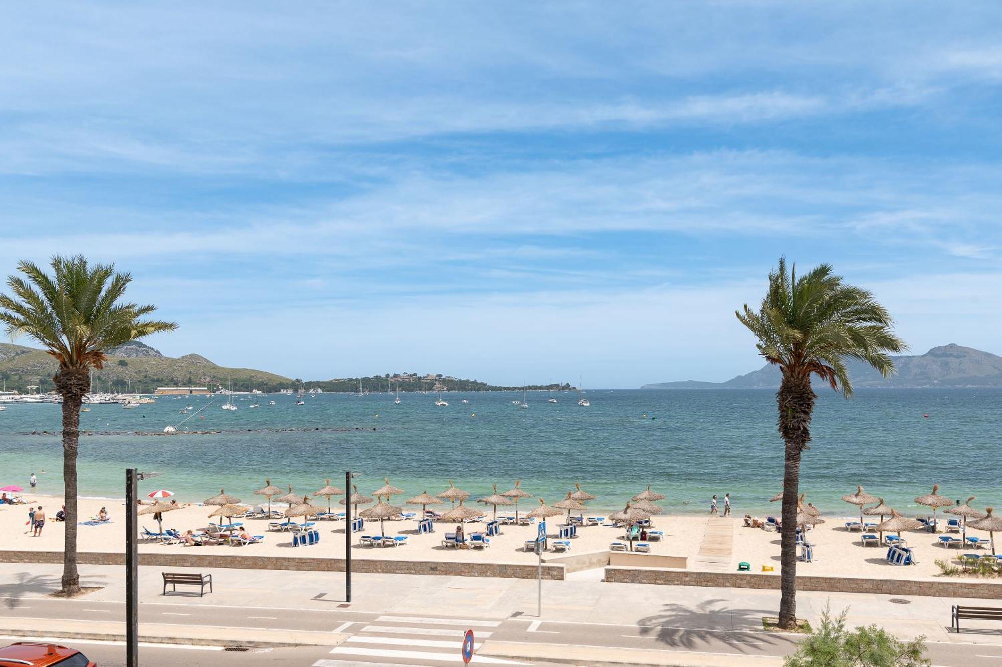 Beachfront Apartment Sivella By Sealand Villas Puerto Pollensa Exterior foto